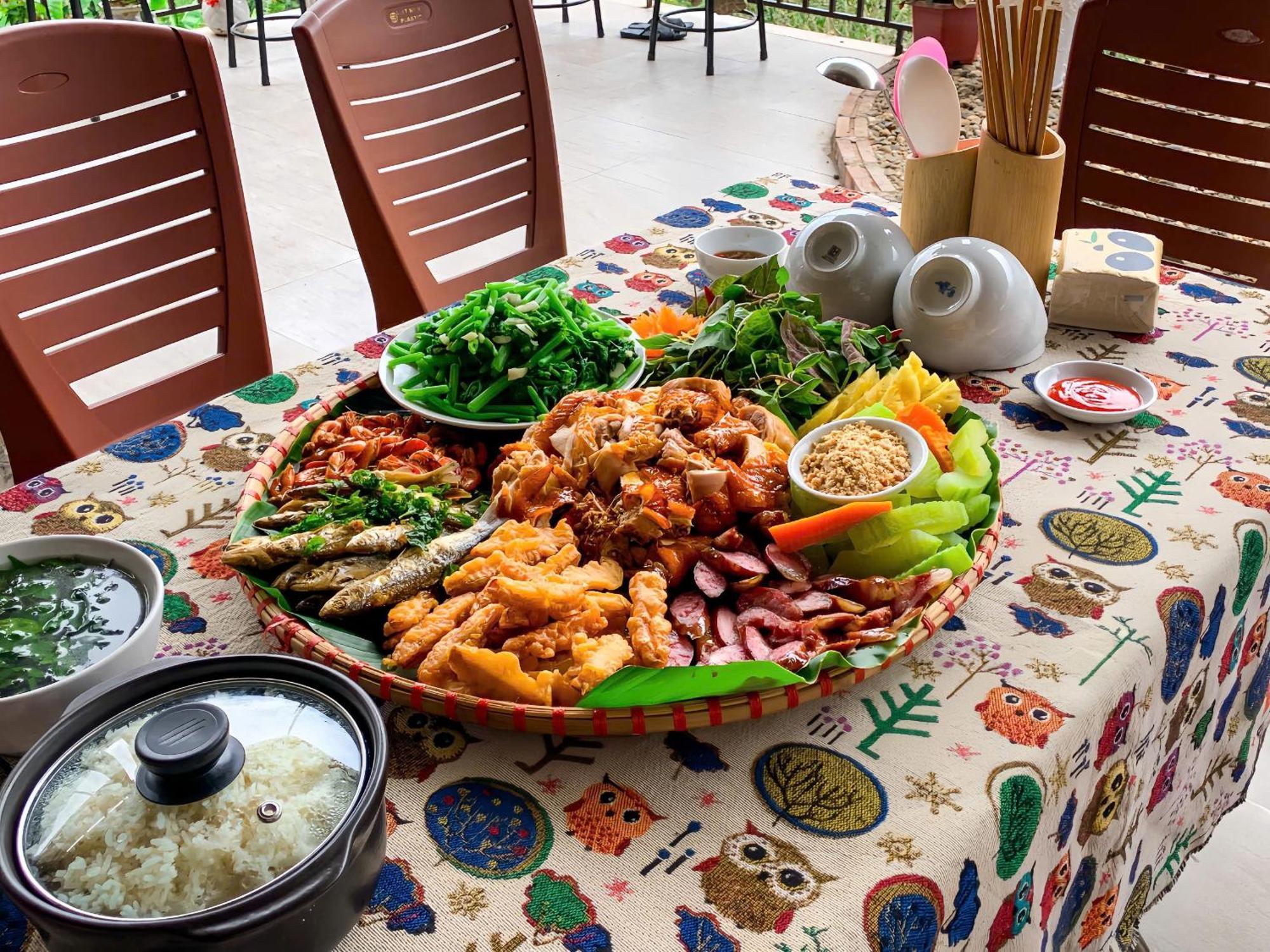 Duy Tuyen Ba Be Homestay Free Bbq Bac Kan ภายนอก รูปภาพ